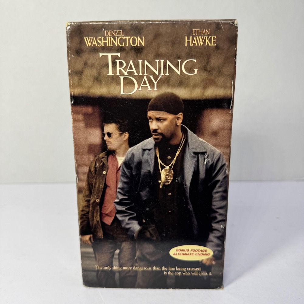 Training Day VHS Movie Denzel Washington Ethan‎ Hawke Warner Home Video 2001 VTG